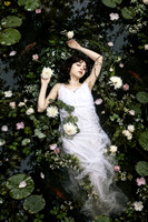 Dreamy Pre-Raphaelite Pond Reverie
