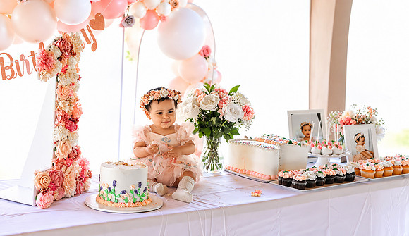 Pastel First Birthday Cake Smash
